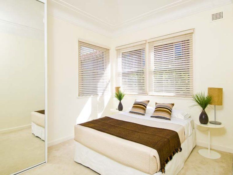 9/82 Kurraba Road NEUTRAL BAY NSW, Bay - Thumbnail 2
