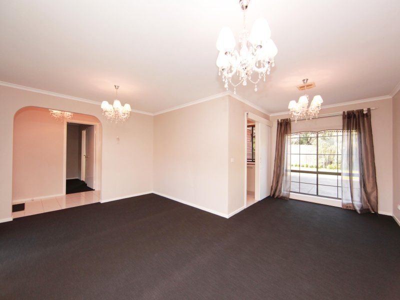 7 Lamina Avenue MILL PARK, 7 Lamina Avenue Mill Park - Thumbnail 5