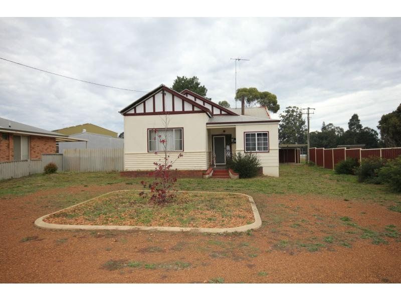 Real Estate For Sale 1 Coombes Street Collie , WA
