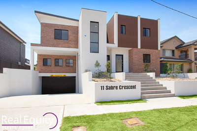 11 Sabre Crescent, Holsworthy