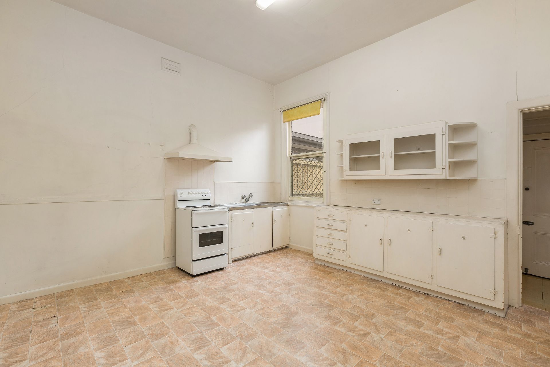 117 Creswick Street, Footscray - Thumbnail 5