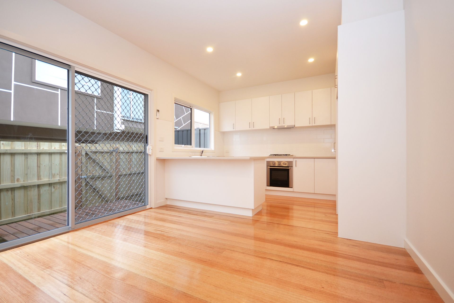 FULLY RENOVATED TERRACE IN THE HEART OF NORTHCOTE!