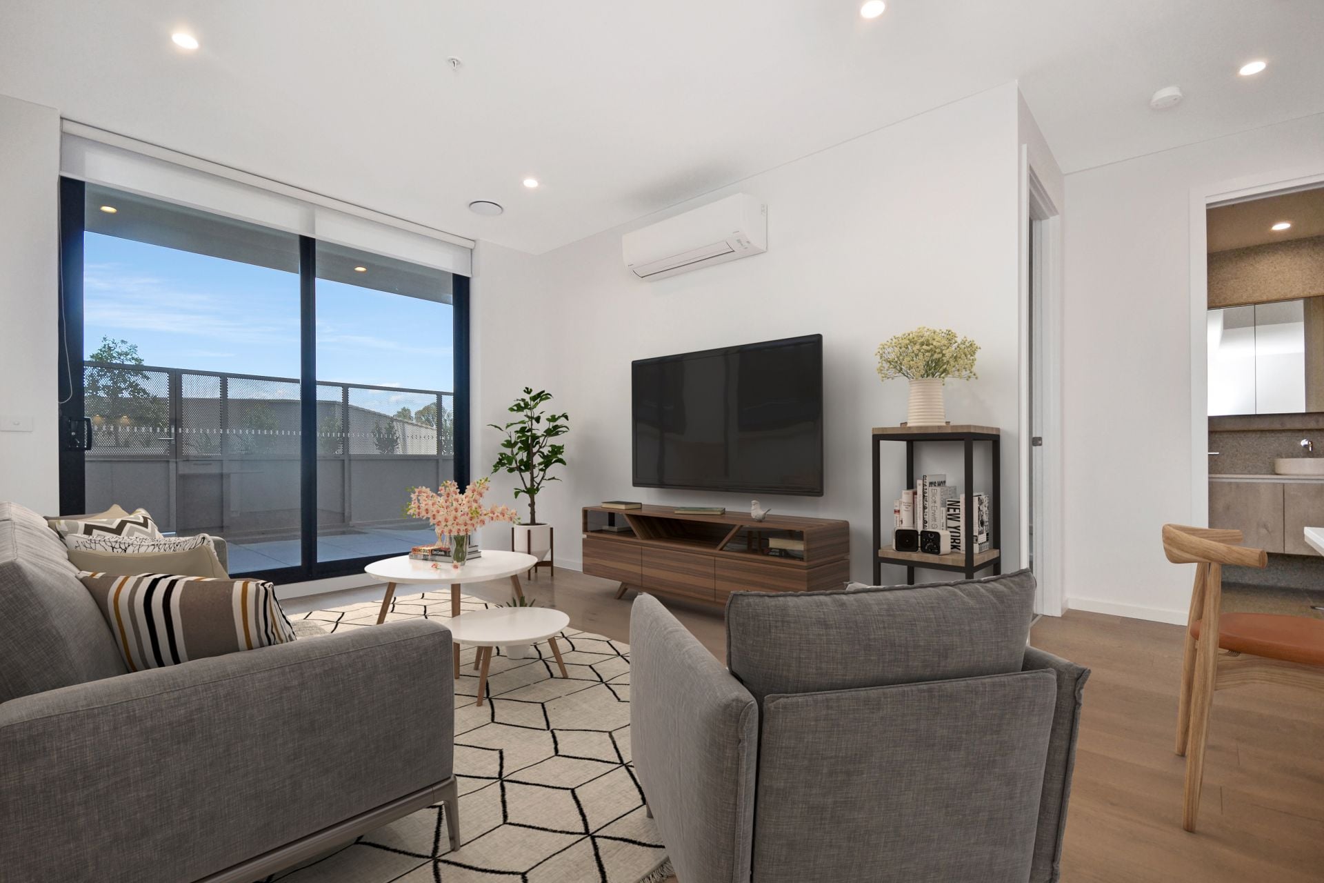 EXCITING NEW BOUTIQUE STYLE LIVING