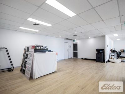 STRATEGICALLY POSITIONED OFFICE WITH 5 CARS!