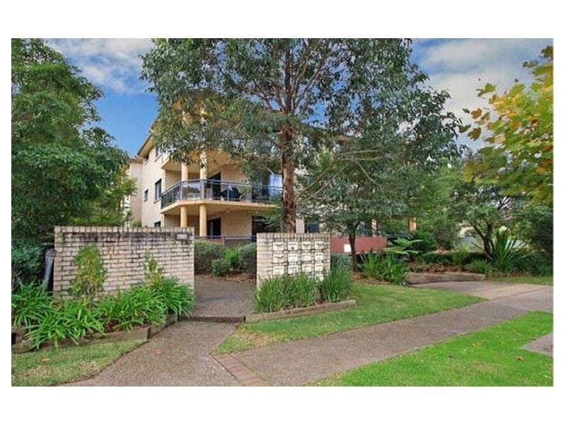 4/9-11 Cook Street