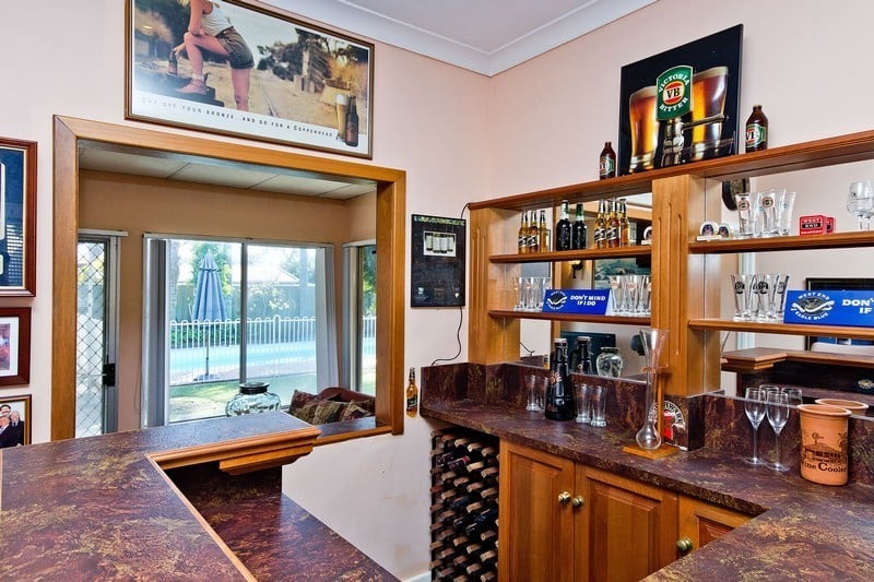 2 Nickels Avenue Park Holme 5043