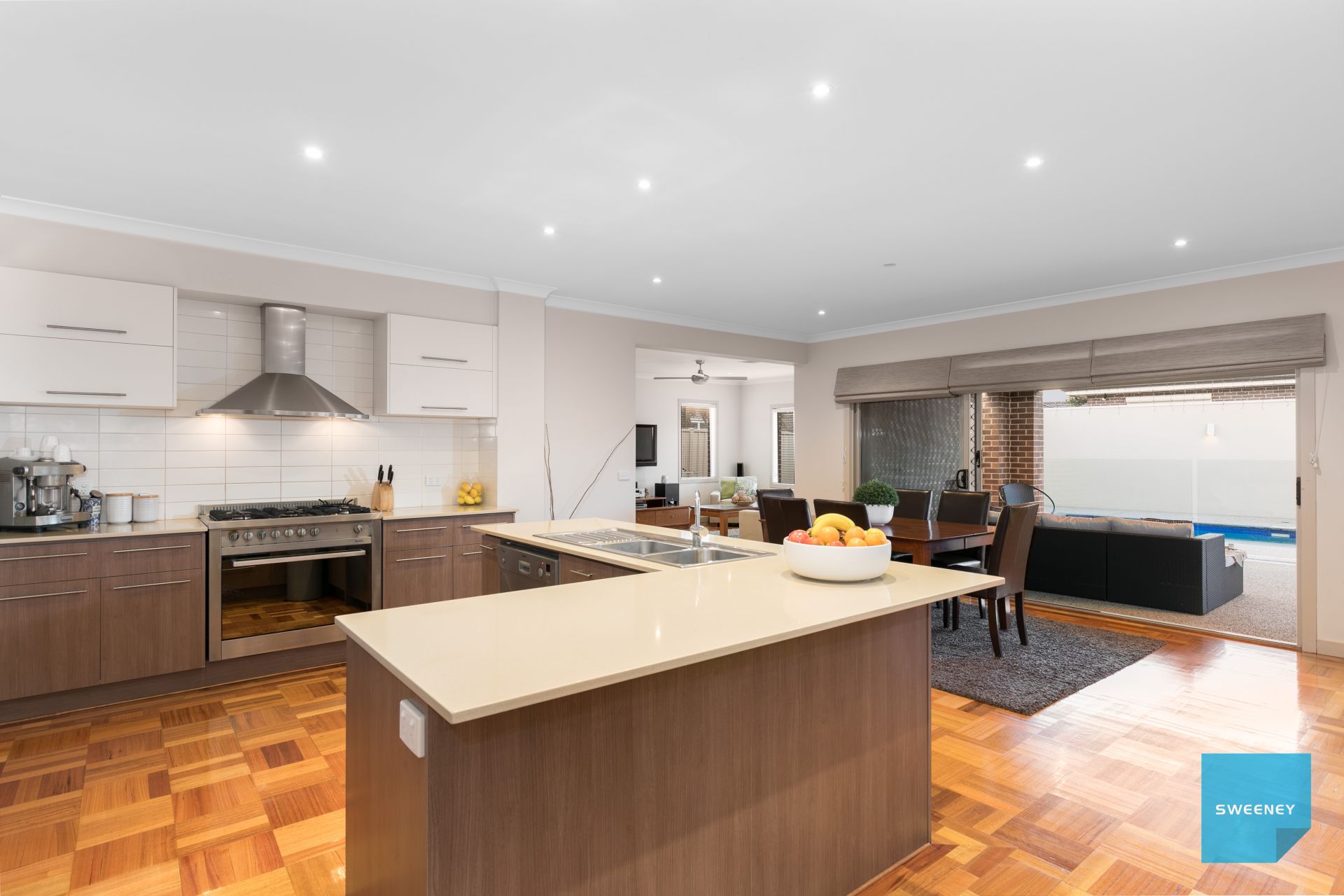 14 Buchan Court, Taylors Hill - Thumbnail 7