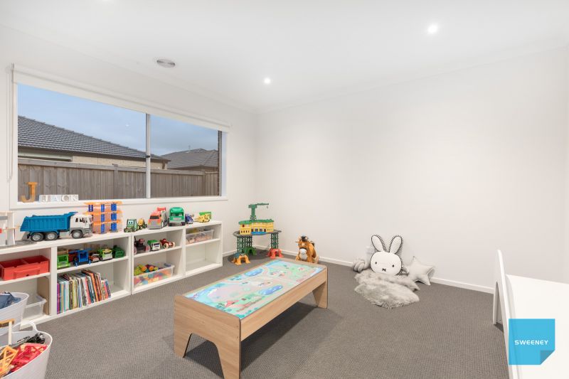 7 Forrester Grove, Fraser Rise - Thumbnail 6