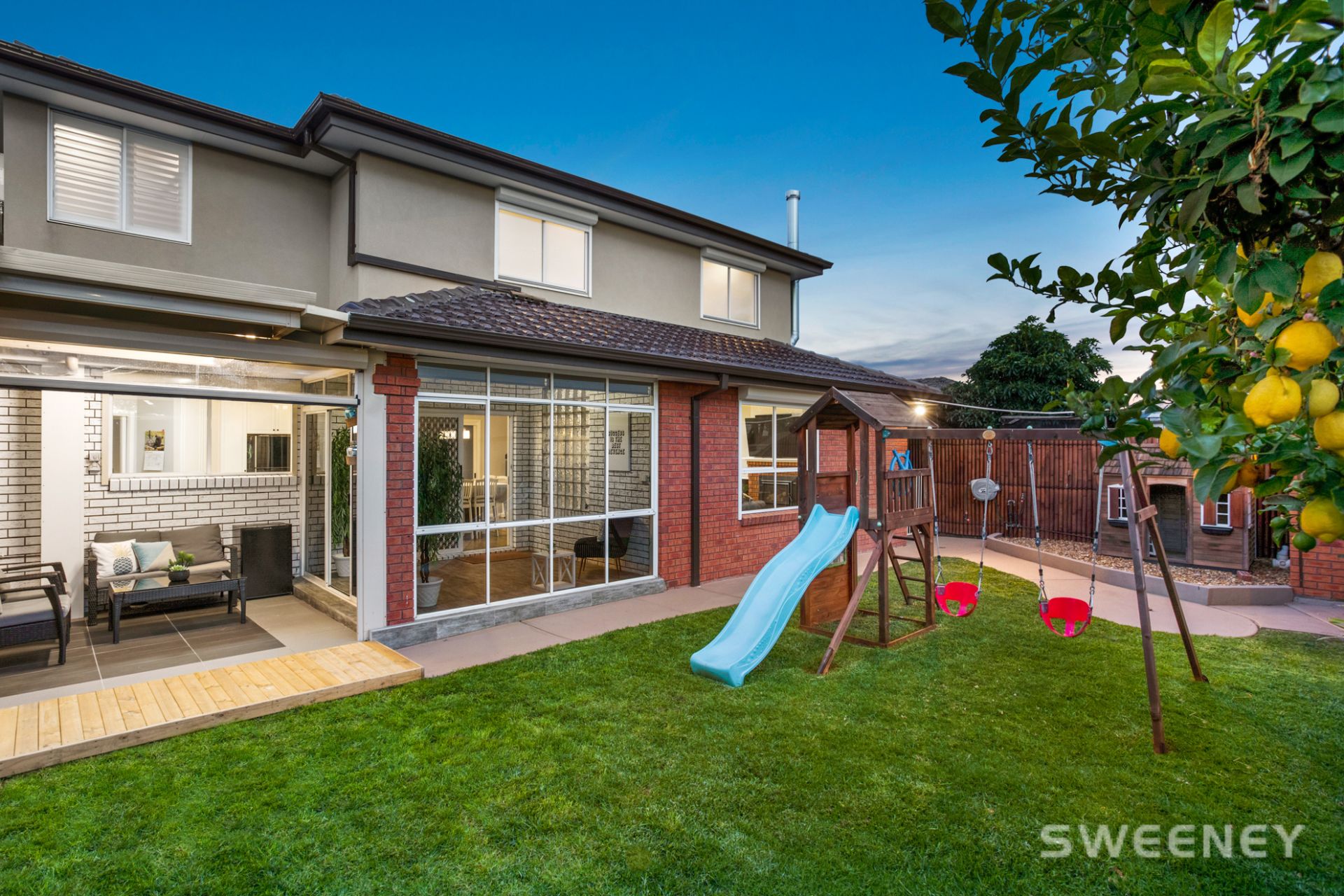 28 Dickenson Street, Altona Meadows - Thumbnail 2