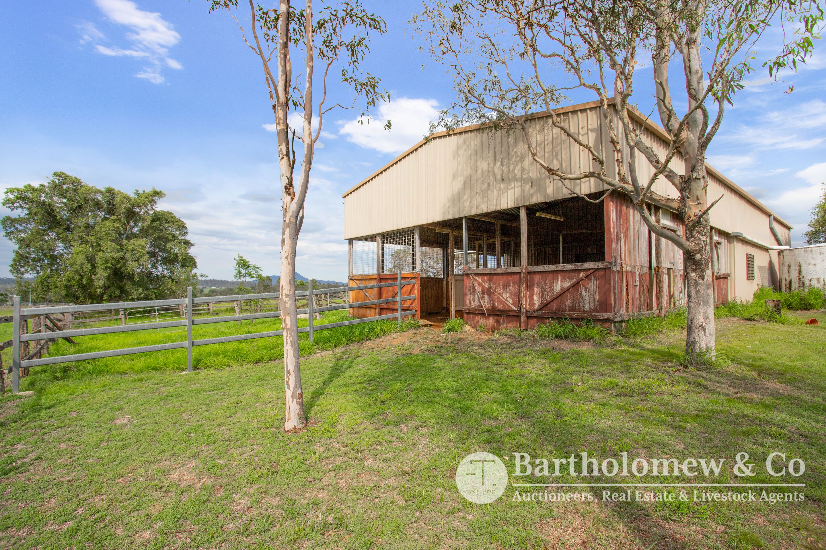 Real Estate For Sale 16 Milora Lane Milora , QLD