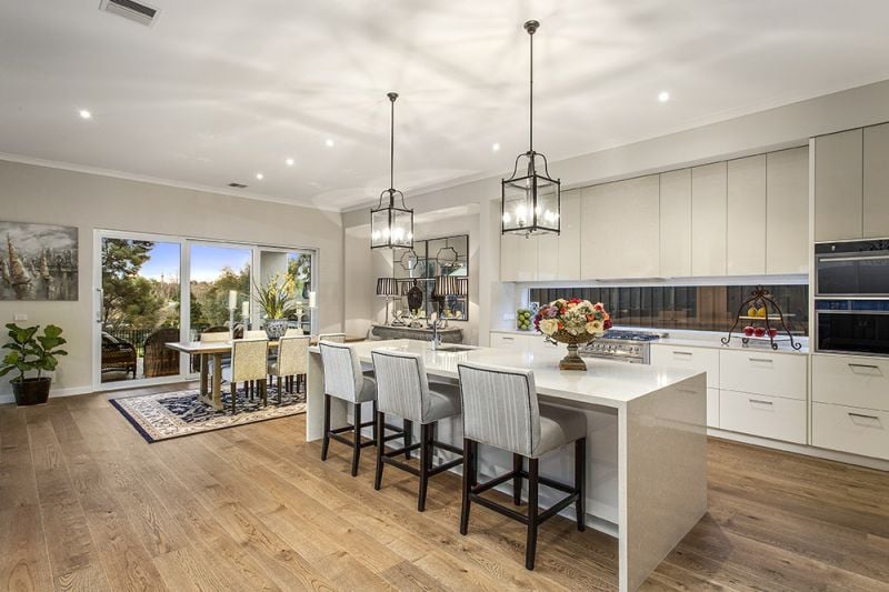 19 Ferndale Road, Glen Iris - Thumbnail 2