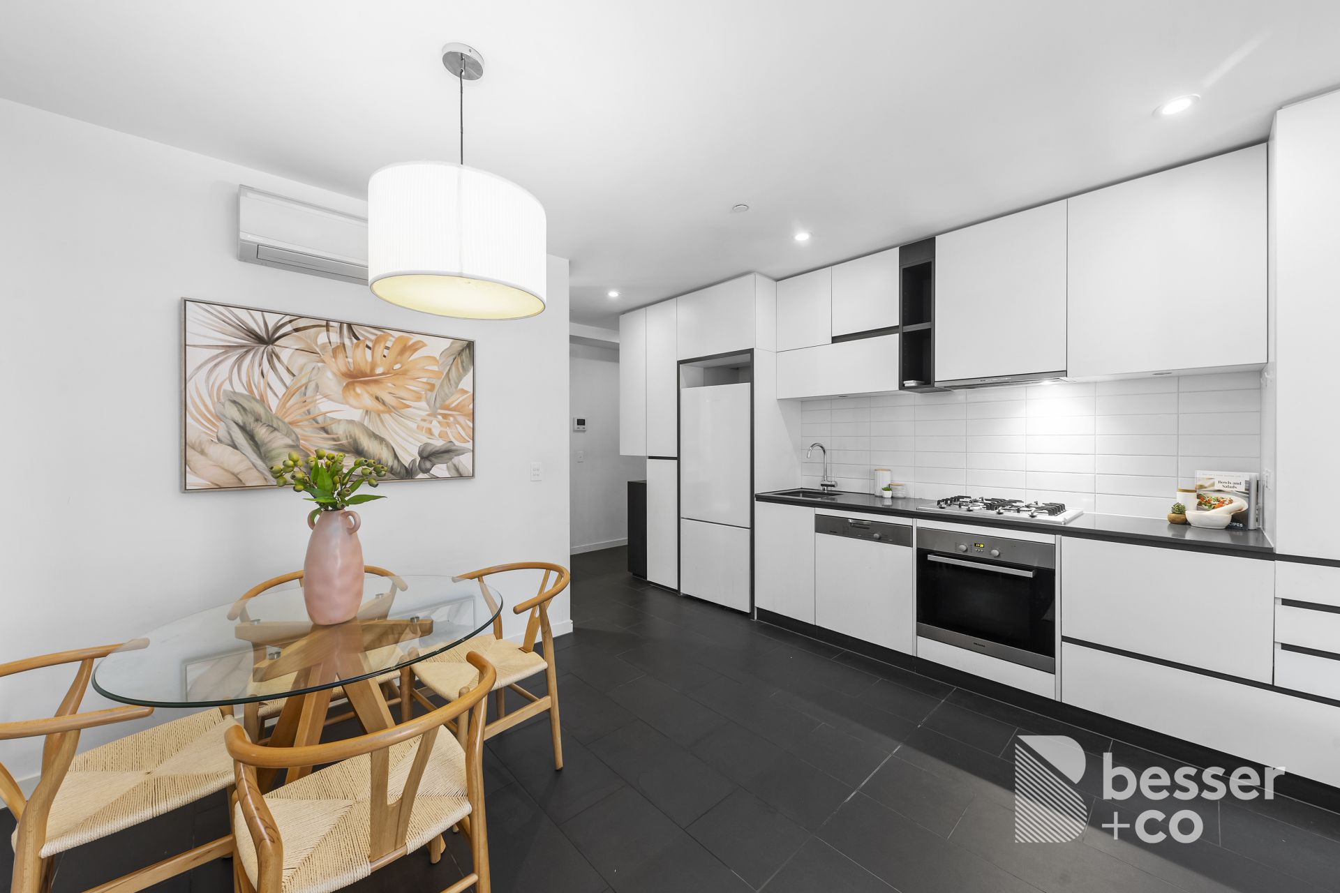 803/229 Toorak Road, South Yarra - Thumbnail 3