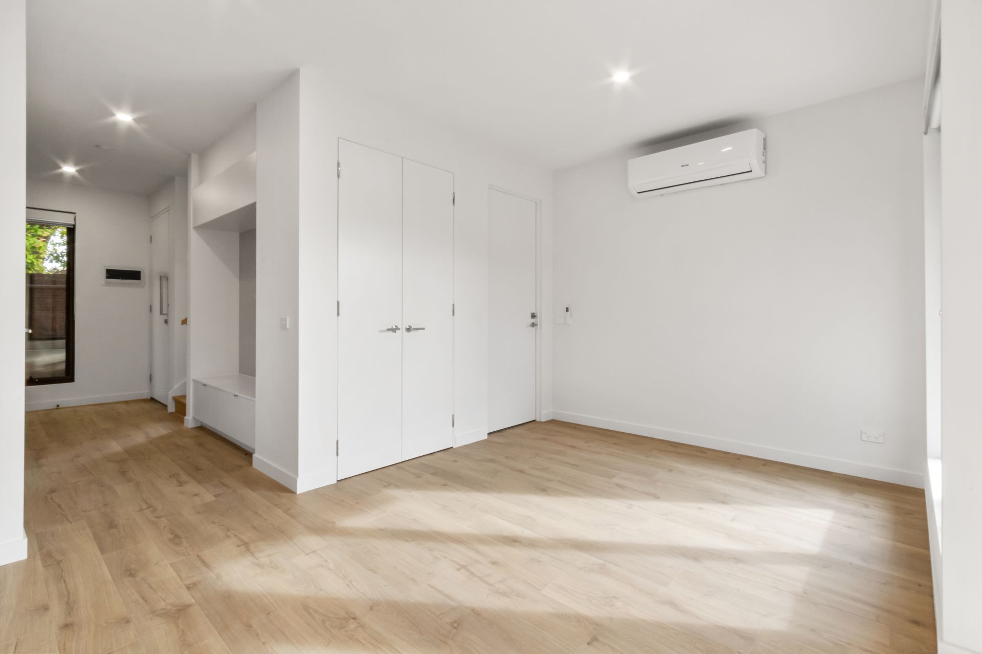 Brand New Townhouse !