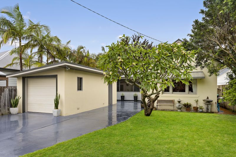 Real Estate For Sale 39 Gondola Road North Narrabeen , NSW