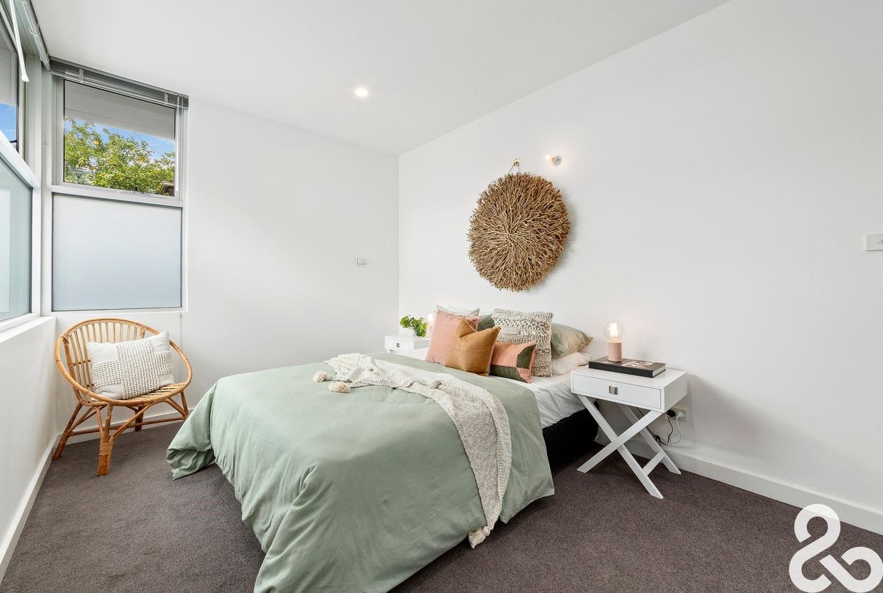 AN AWARD WINNER IN THE HEART OF FITZROY!