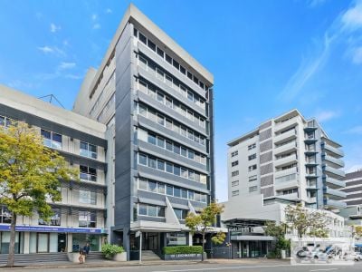 HIGH QUALITY OFFICE ACCOMMODATION | ABSOLUTE CBD FRINGE!