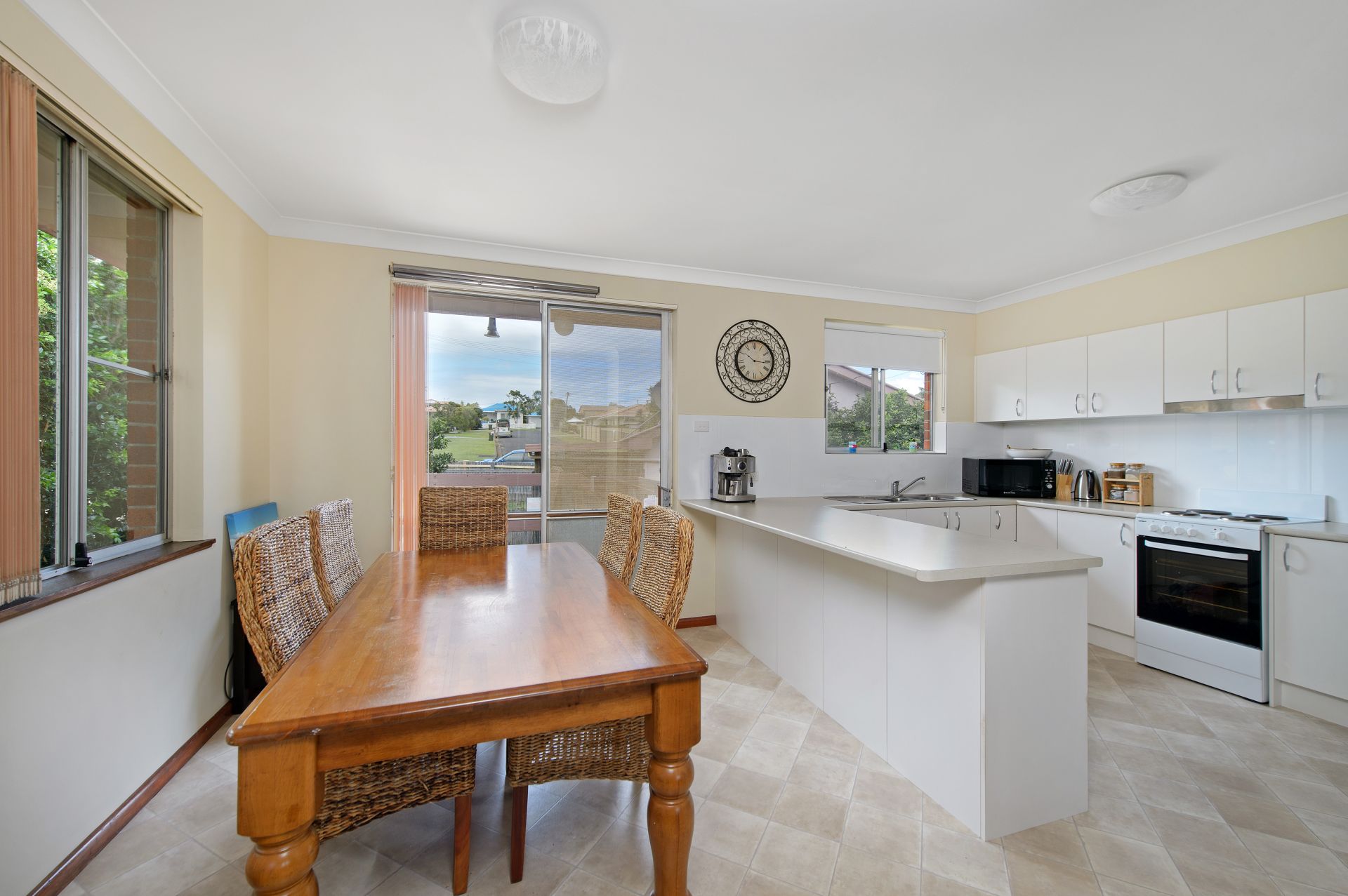 28 Hastings River Drive Port Macquarie NSW, Port Macquarie - Thumbnail 4