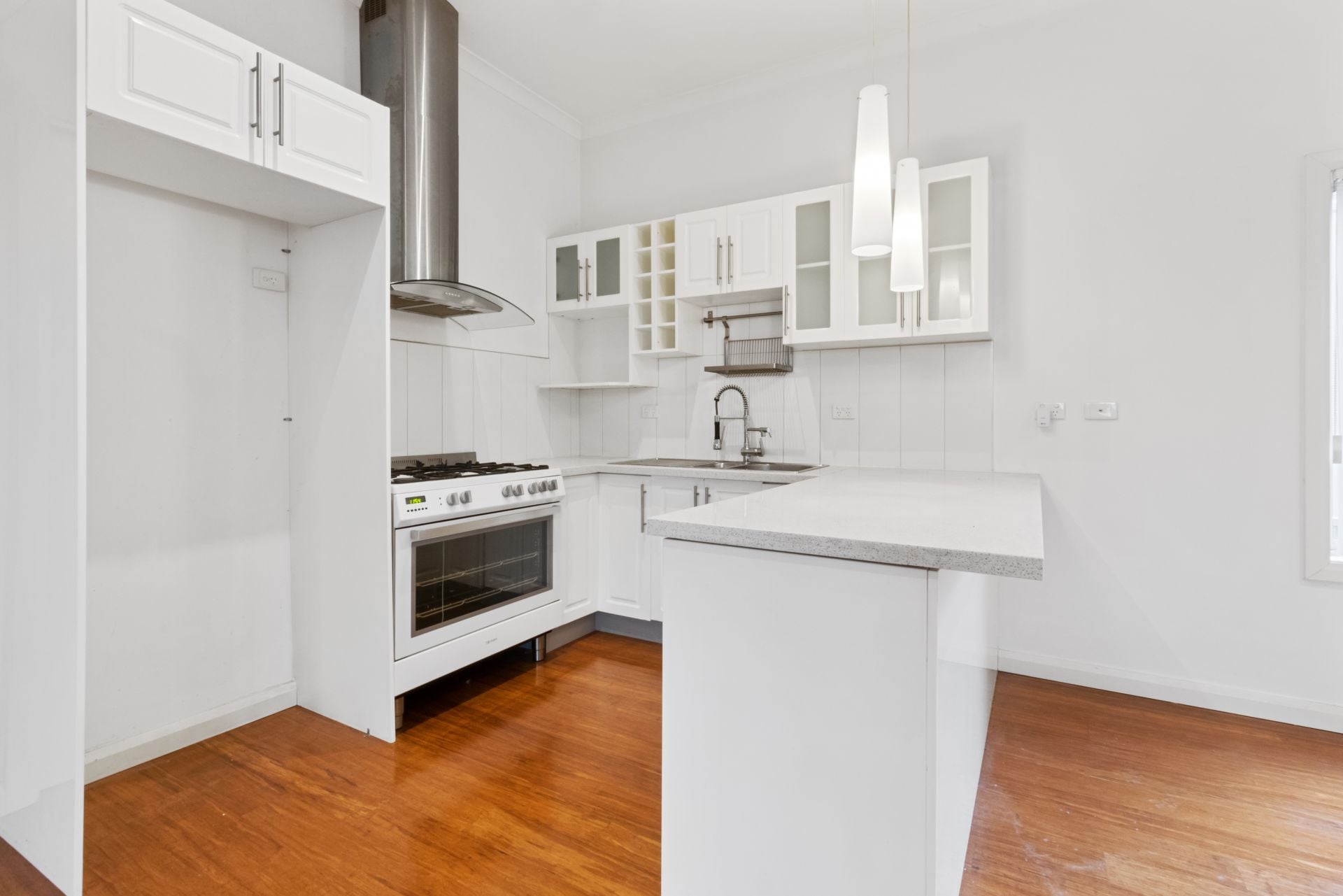 Outstanding Unit in Central Locale