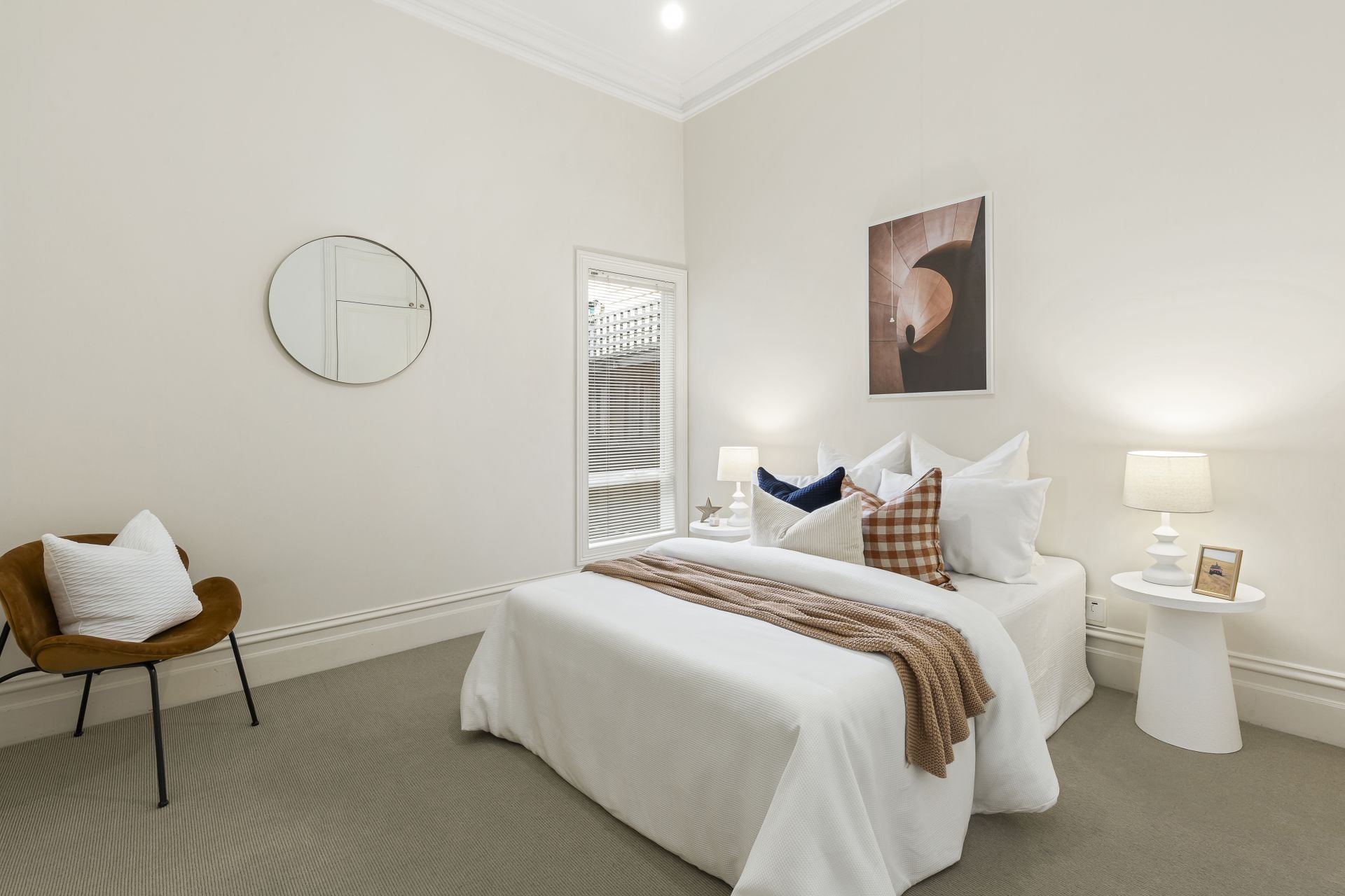 Victorian Charm Near Yarra Bend Park!