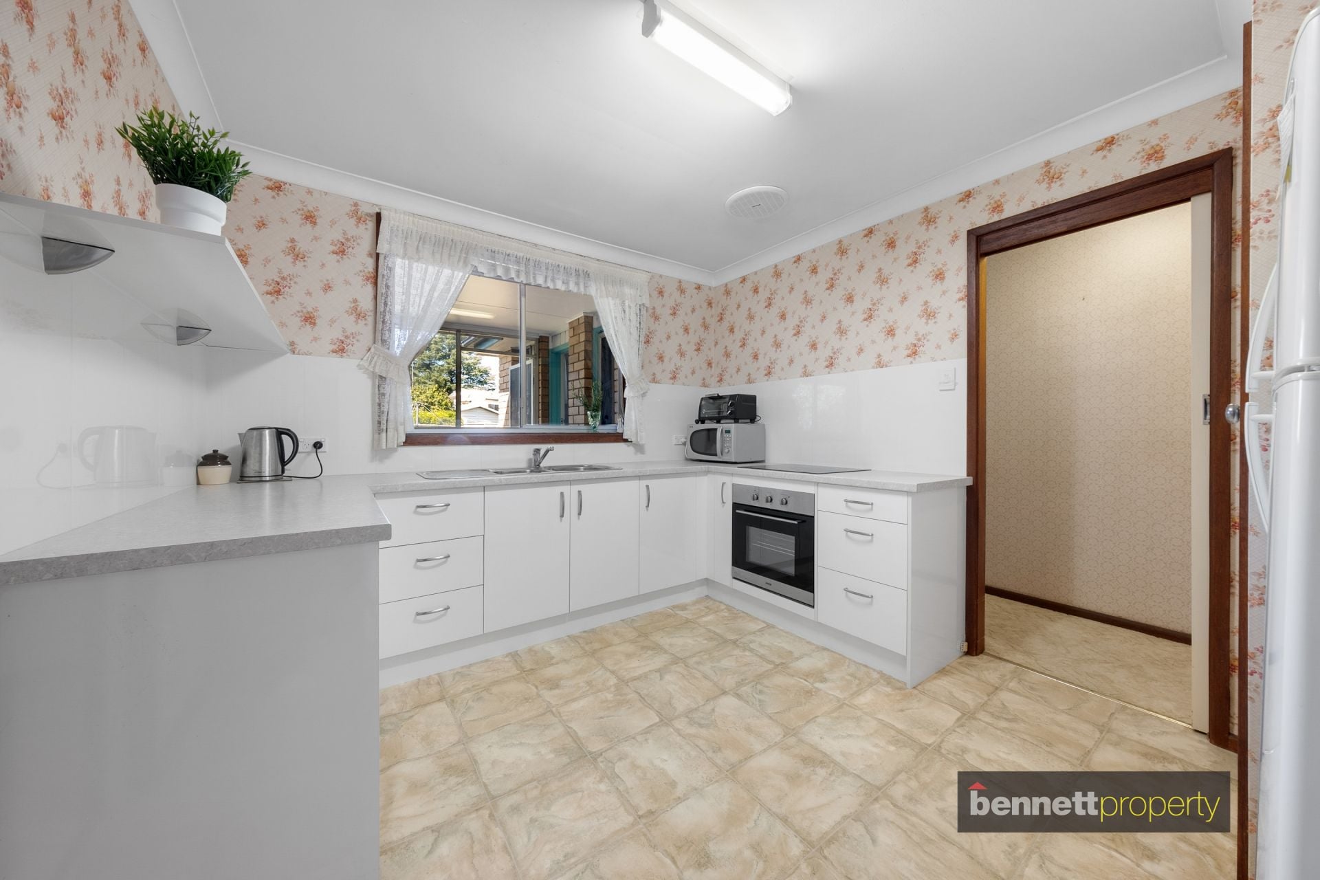 6 Rosemont Avenue, Emu Plains - Thumbnail 4