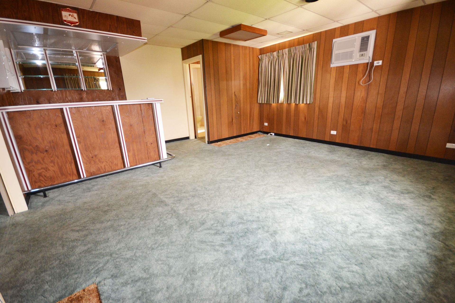 SPACIOUS FAMILY HOME IN A GREAT LOCATION!