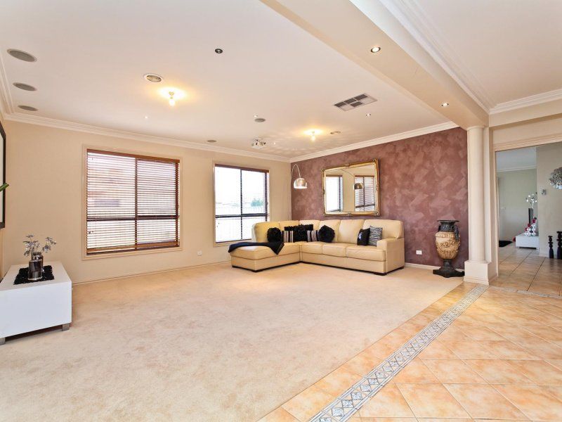 65 Chisholm Drive, Caroline Springs - Thumbnail 5