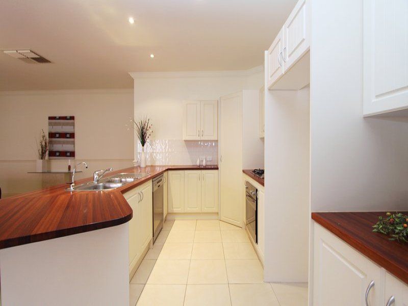 33 Kings Avenue Golden Grove 5125