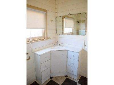 2
 
 
 
  
 
 
 1
 
 
 
  
 
 
 1
 
 
 
 
 
 
 
 38 Gunn Street, DEVONPORT TAS 7310, Devonport - Thumbnail 6