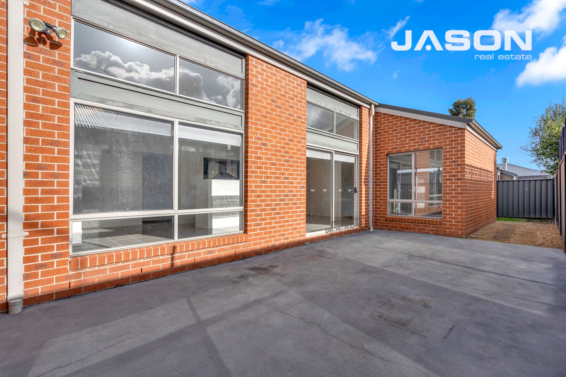 121 Huntington Drive, Craigieburn Jason Real Estate