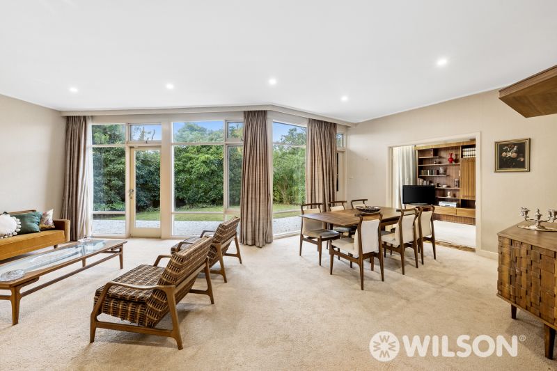 2 Wimbledon Court ST KILDA EAST VIC, St Kilda East - Thumbnail 2