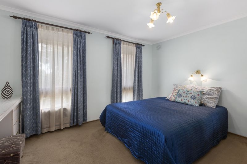 36 Chancellor Drive, Wheelers Hill - Thumbnail 5
