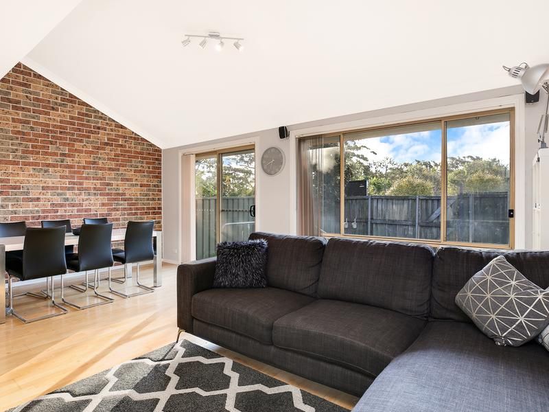 2/110-112 Wilson Parade, HEATHCOTE, Heathcote - Thumbnail 3