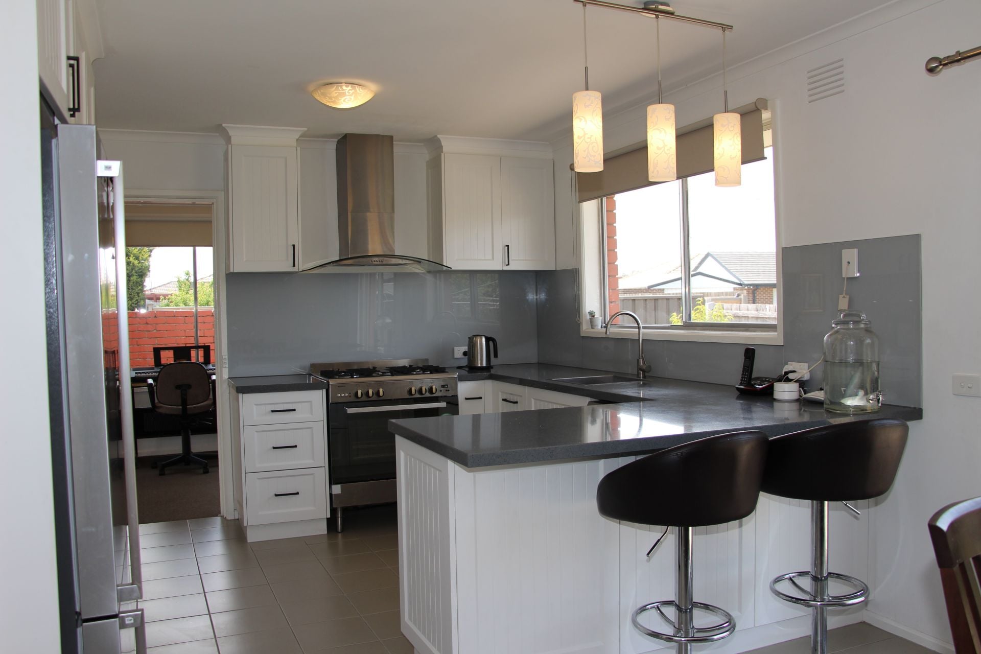 DESIRABLE HOME & DESIRABLE LOCATION