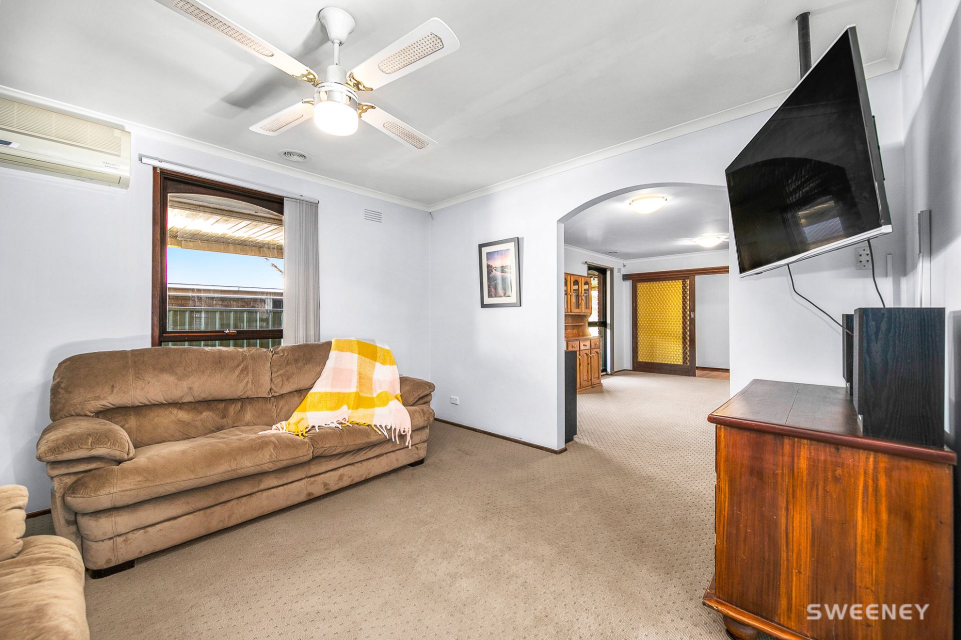 33 Crellin Avenue South, Altona Meadows - Thumbnail 8