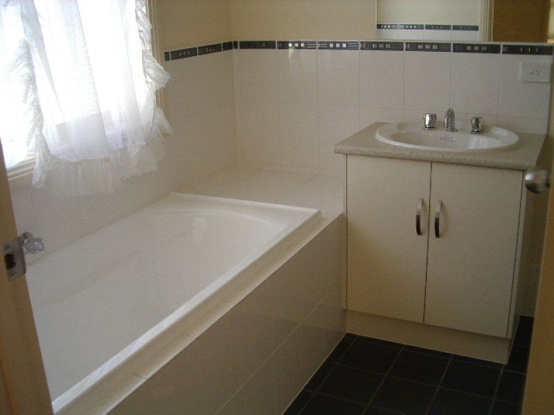 2B Devon Street Enfield 5085
