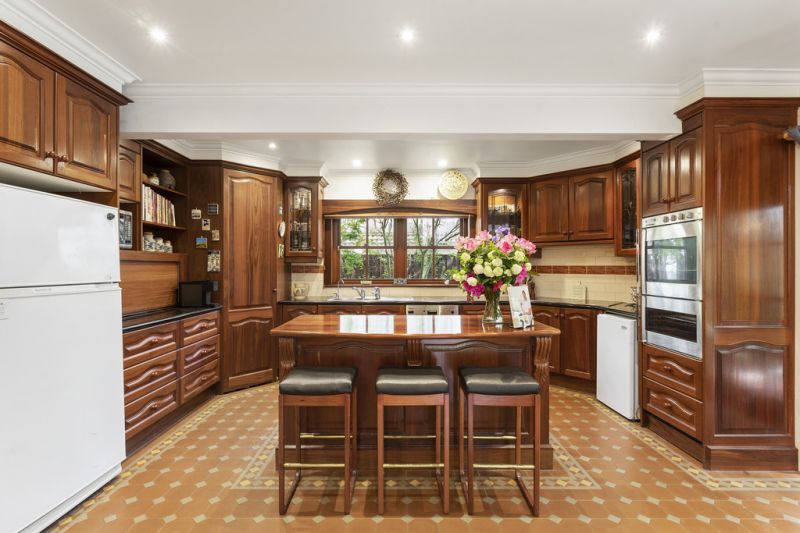 5 Rubens Grove, Canterbury - Thumbnail 7