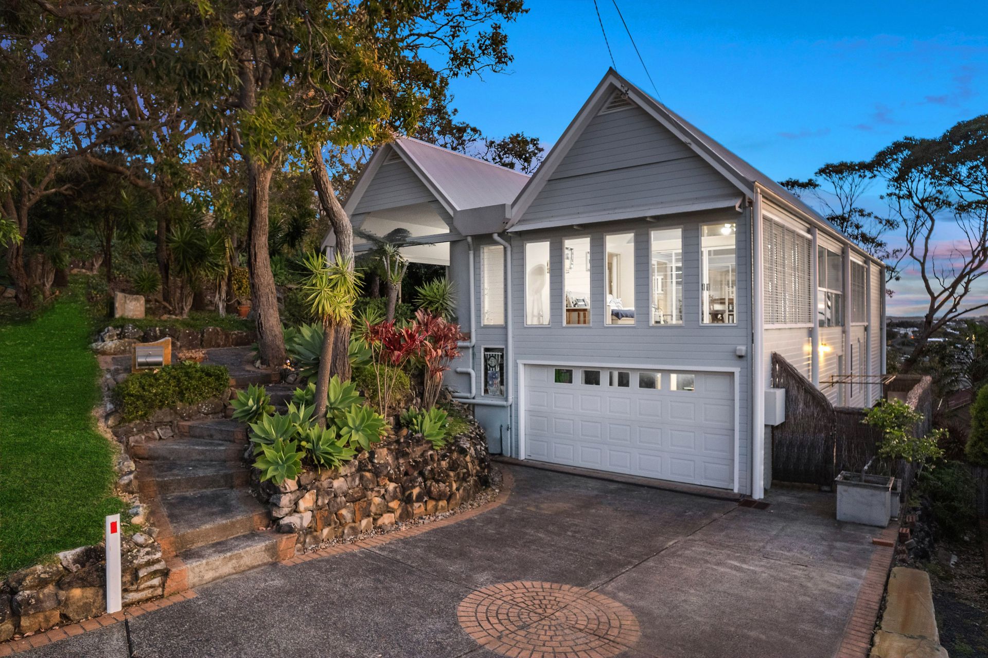 40 Joan Street, Forresters Beach Whiteman Property