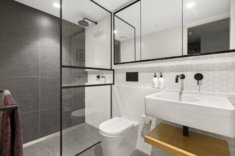 102/55 Wellington Street, St Kilda