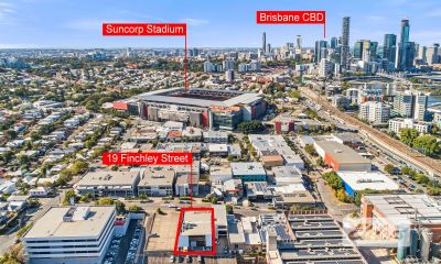 FULL FLOOR PLATE ON TOP OF FINCHLEY!