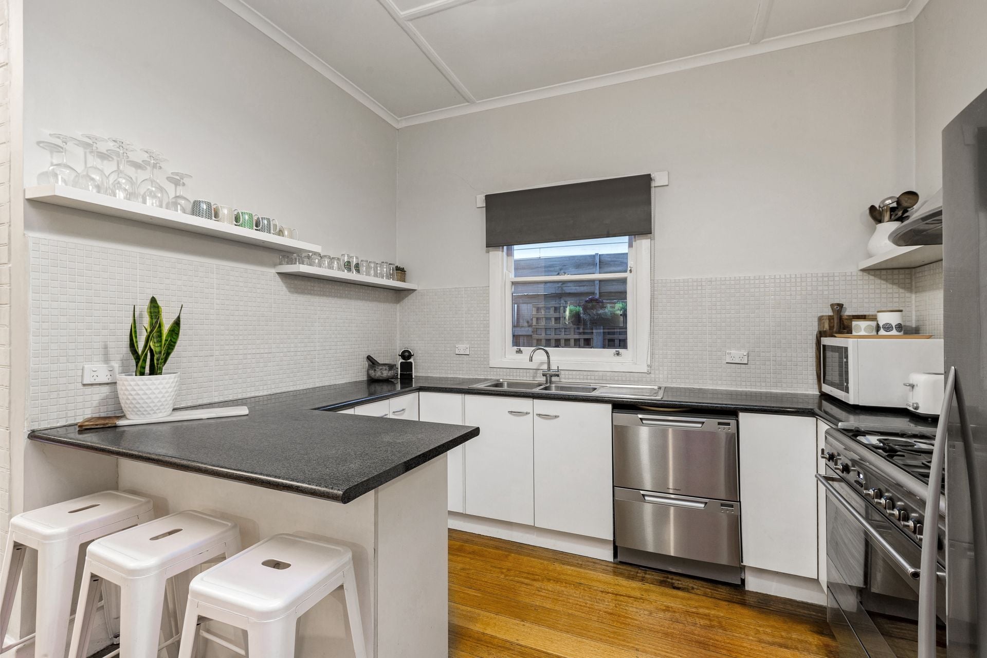6 Coral Avenue, Footscray - Thumbnail 3