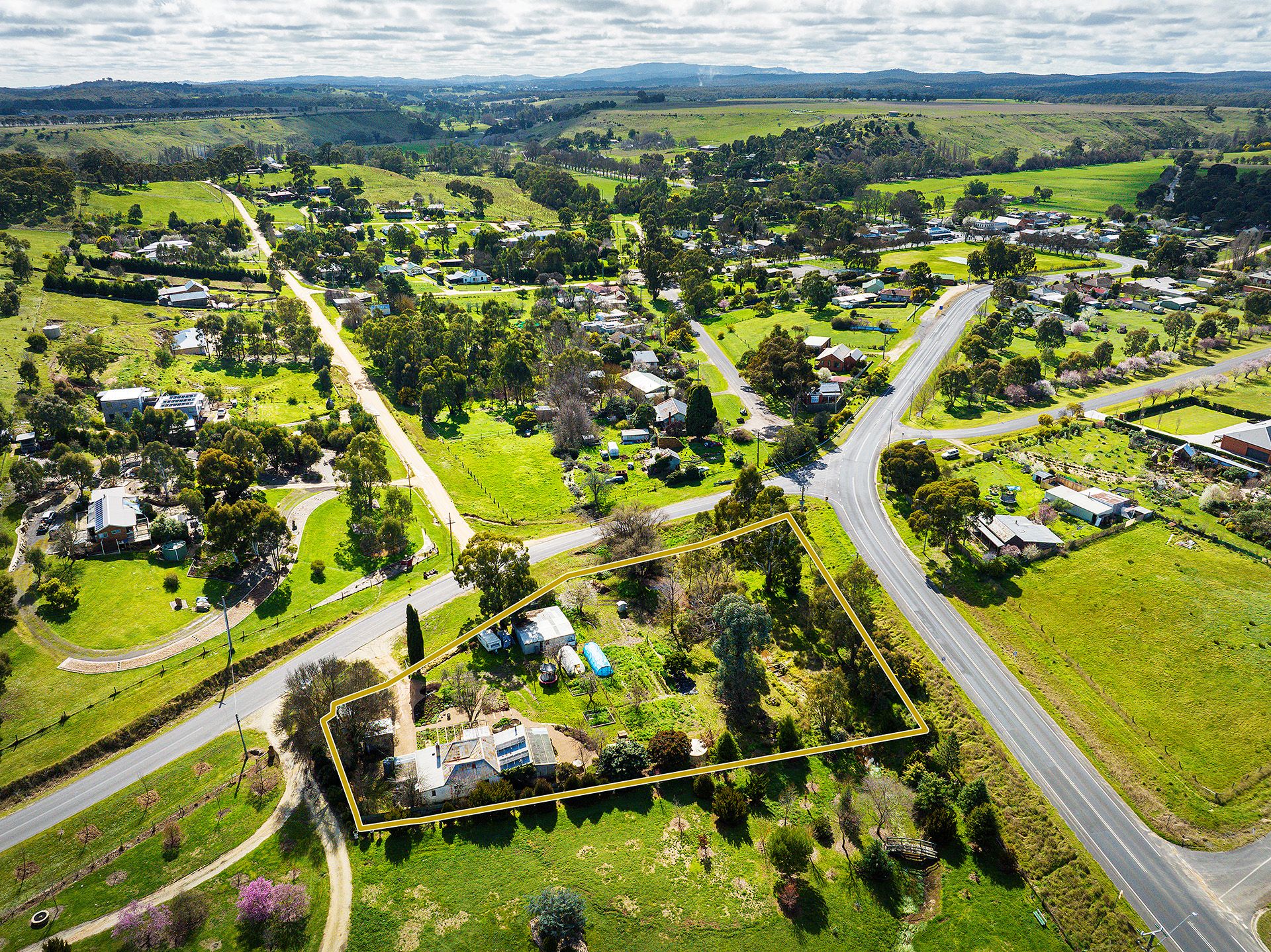 1 Newstead-Guildford Road, Guildford - Thumbnail 4