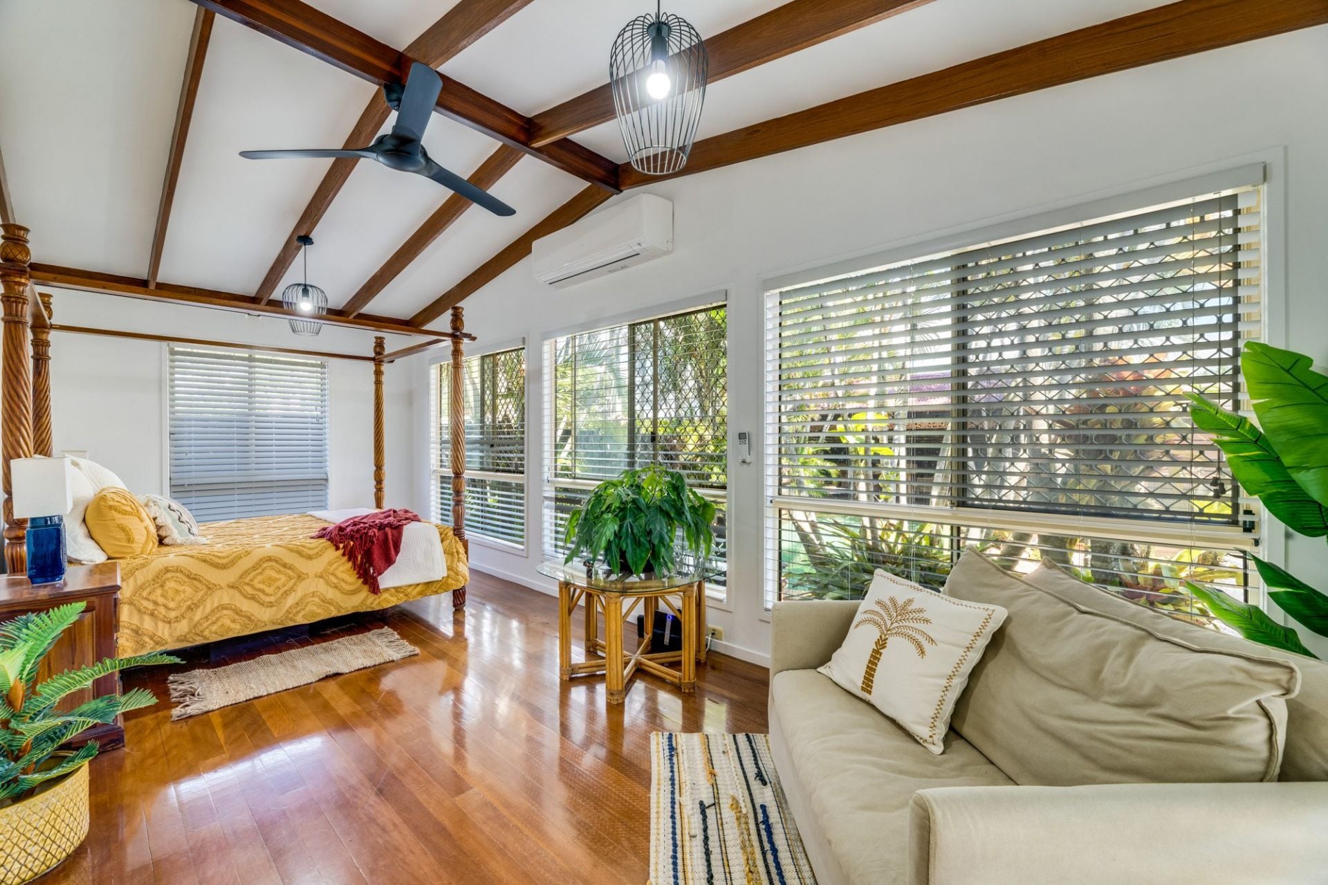 $ 1,075,000, Paradise Point - Thumbnail 2
