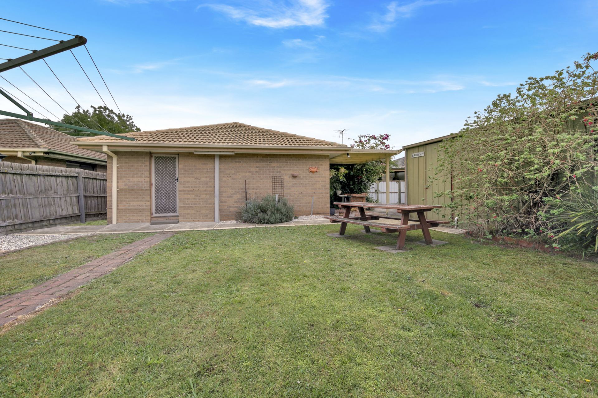 Calling all 1st Home-Buyers / Investors / Tradies / Car Enthusiasts