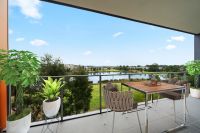 A404/98 Lakeside Parade, Jordan Springs