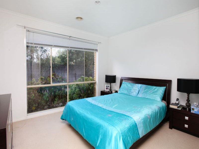 3 Lake Eyre Place, Caroline Springs - Thumbnail 7
