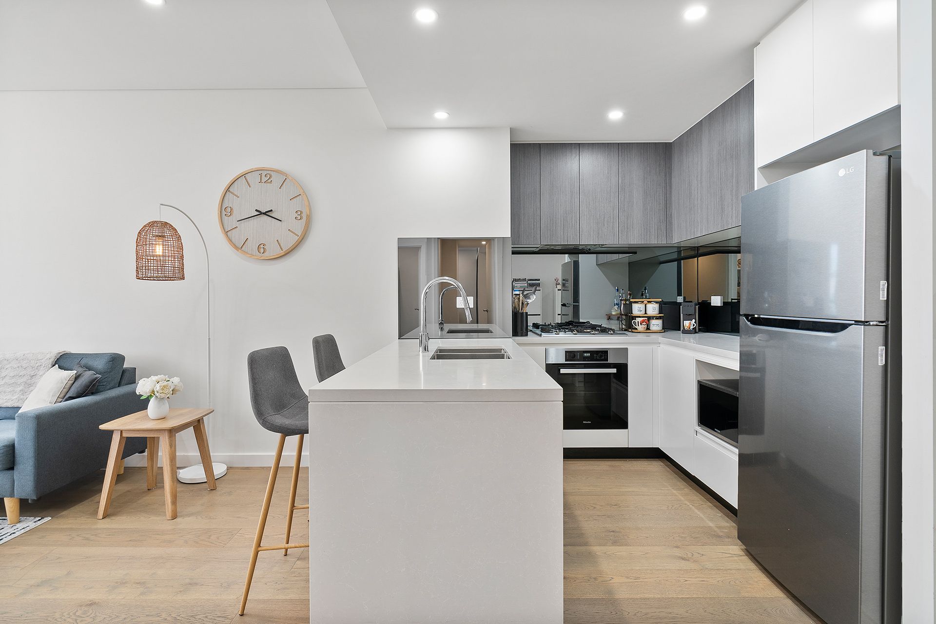 607/7 Garrigarrang Avenue Kogarah NSW, Kogarah - Thumbnail 2