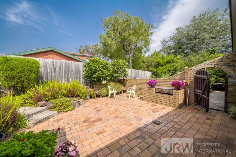 819 Ferntree Gully Road, WHEELERS HILL JRW Property International
