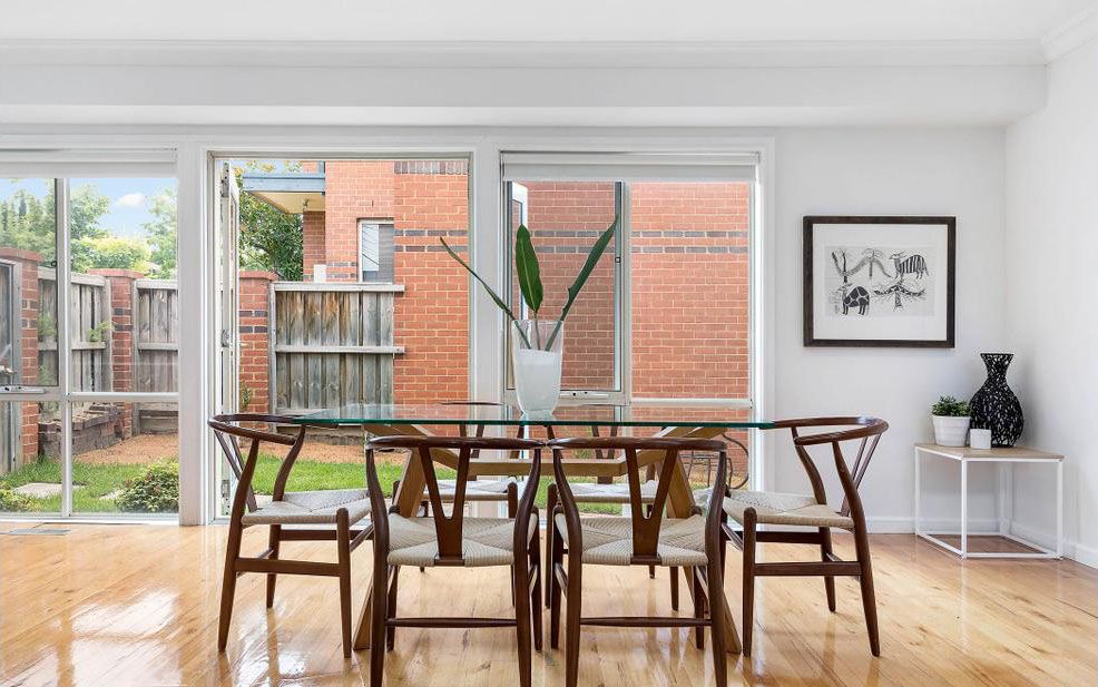 Modern and Refined Townhouse