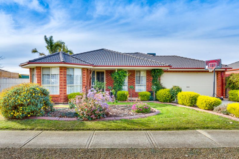 2 Davison Court, Bacchus Marsh - Thumbnail 2