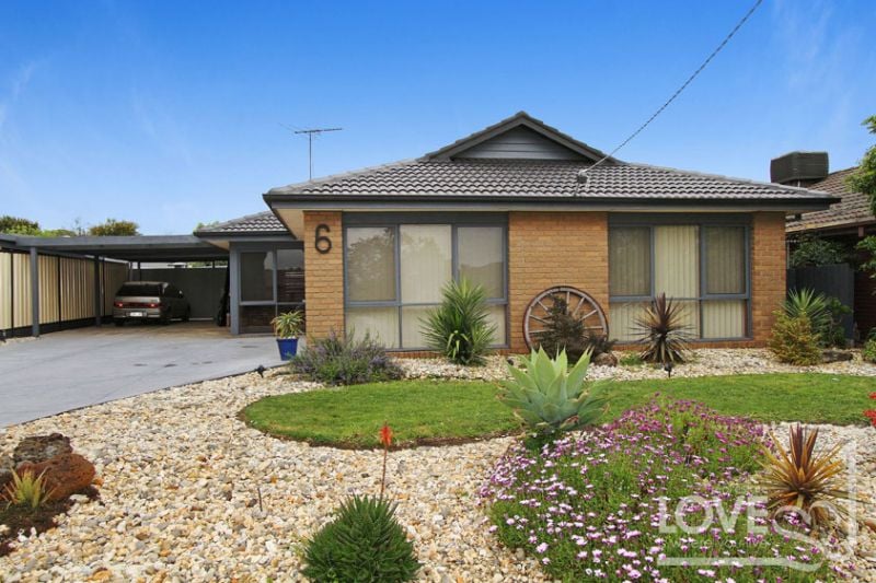 6 Strathford Street, Epping